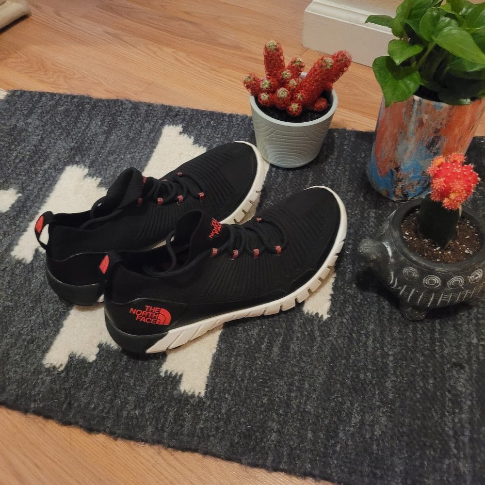 North Face Sneakers - Picture 2 of 5